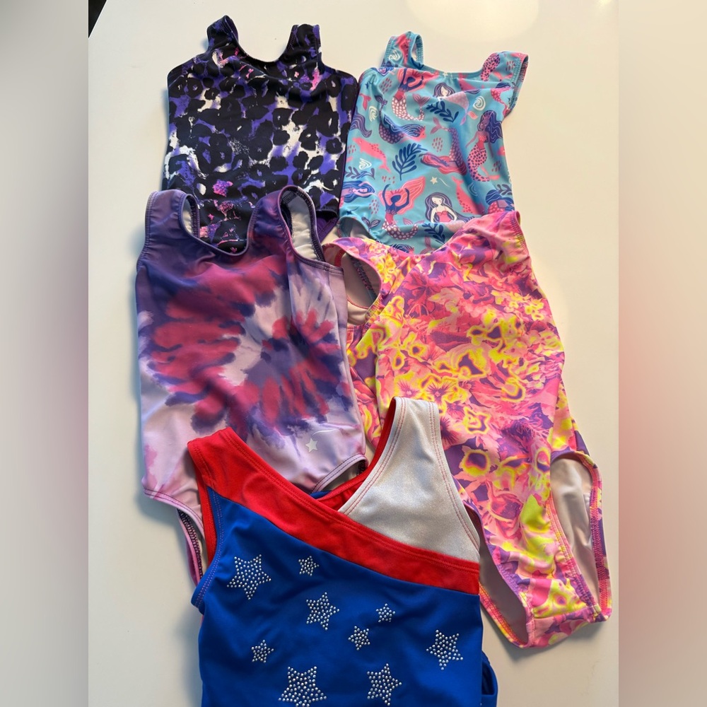 5 x girls leotards - size XS